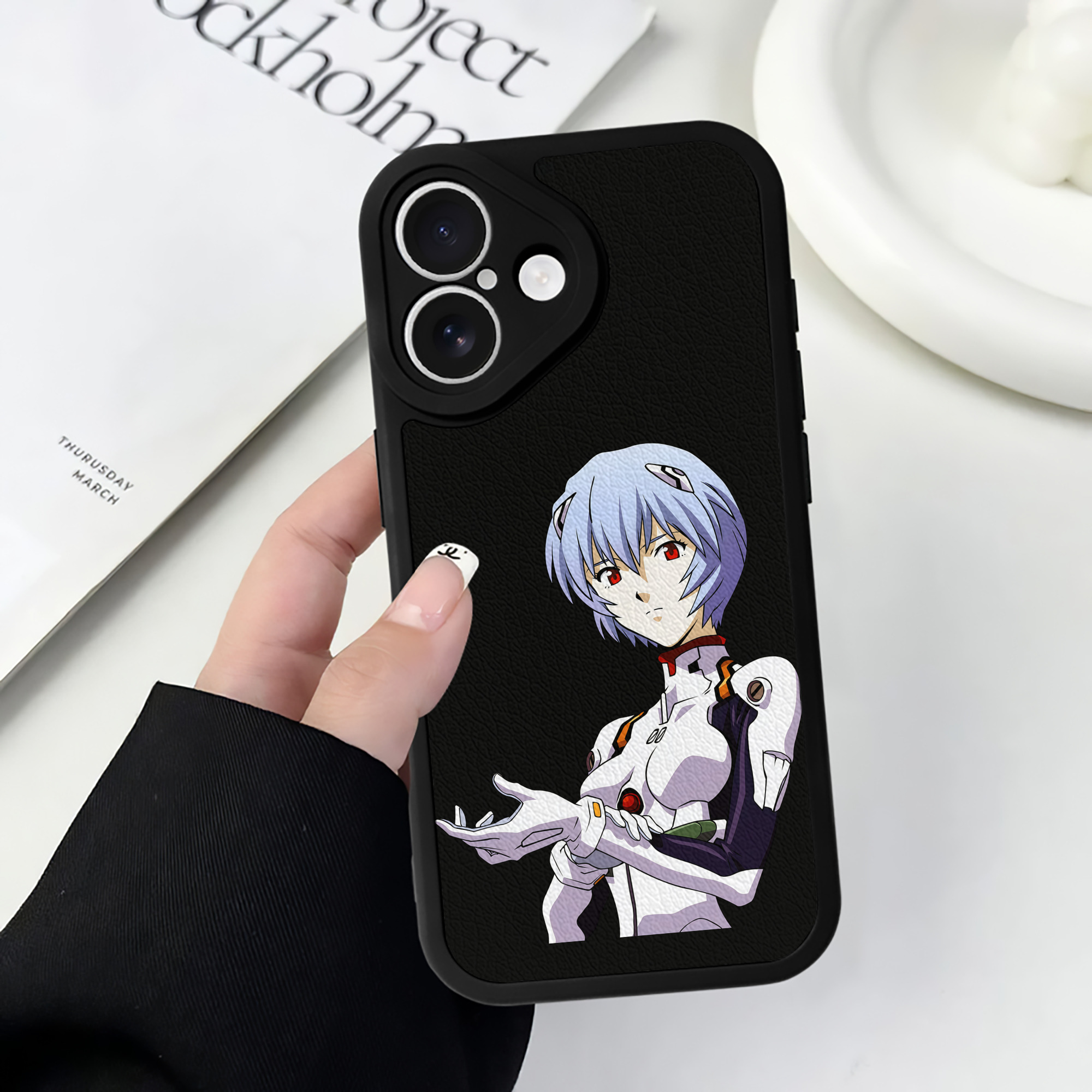 （画像用） EVA 新世紀エヴァンゲリオン 【iPhone 16シリーズ対応】シリコンスマホケース（レザー調） 材質：シリコン